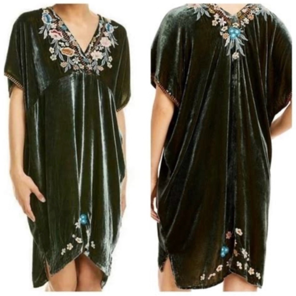 Serafina Velvet Embroidered Kaftan Dress (oversized) size S